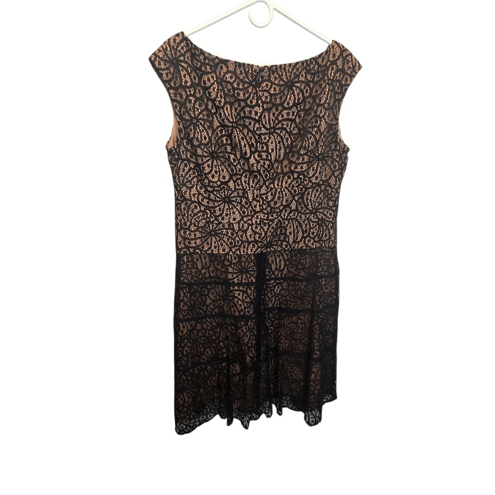 Anne Klein Lace Sheath Dress Womens 14 Black Nude Cap Sleeve V-Neck